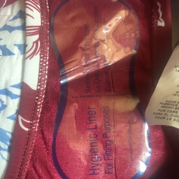 New Miraclesuit Banded high waist bottom with V twist front size 14 - Picture 6 of 11